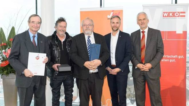 15799902_10154879126763055_2272861697877481892_o